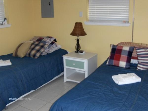Twin Bedroom