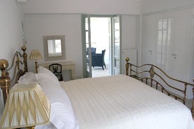 Master bed