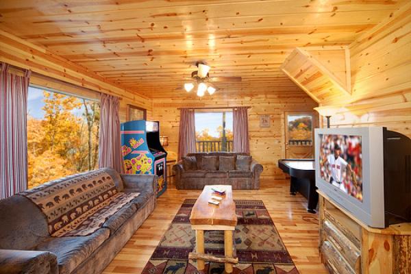 DEN/GAME ROOM