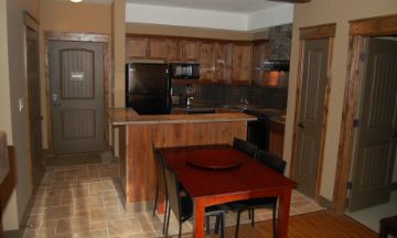 Radium Hot Springs, British Columbia, Vacation Rental Condo