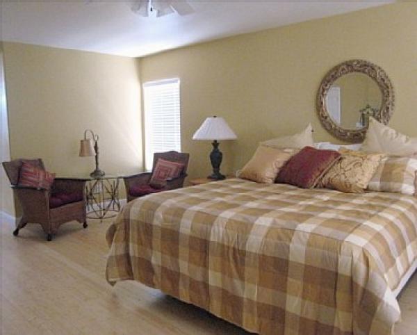 Master Bedroom with En-Suite Bathroom