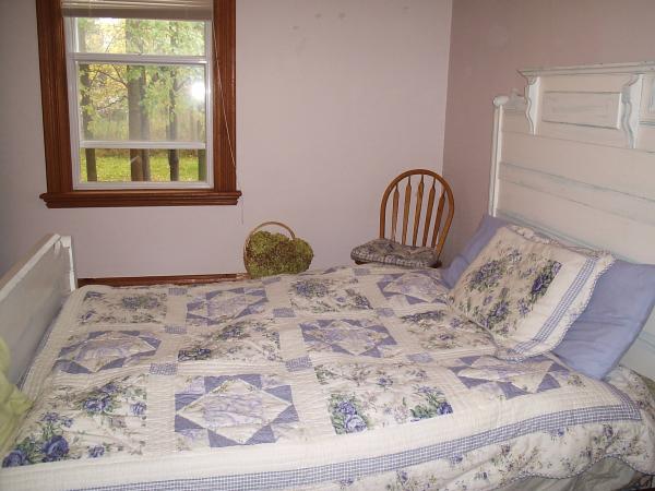 Bed 2 Main Floor