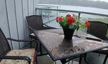 Shawnigan Lake, British Columbia, Vacation Rental Condo