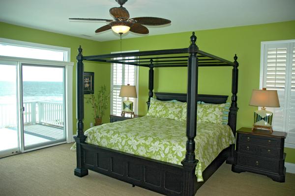 Oceanfront King Bedroom