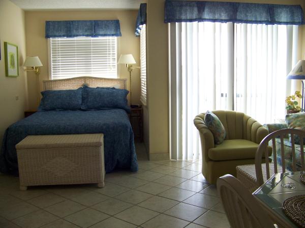 Queen Bed
