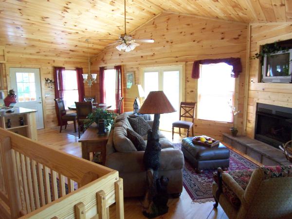 Gatlinburg, Tennessee, Vacation Rental Cabin