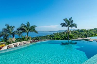 Silent Waters infinity pool