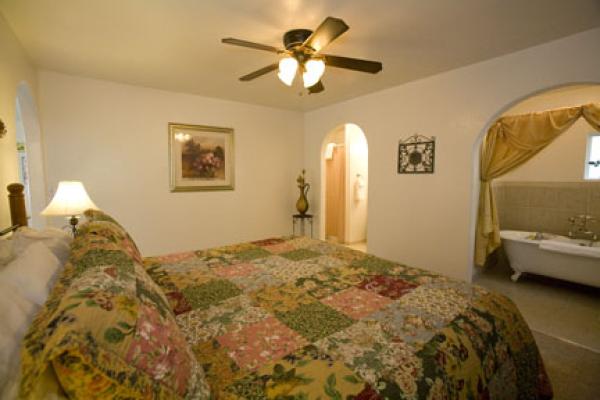 Bedroom The Italian Country Cottage