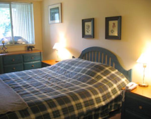 Queen Bed
