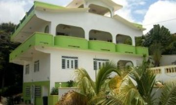 Bravos De Boston, Vieques , Vacation Rental House