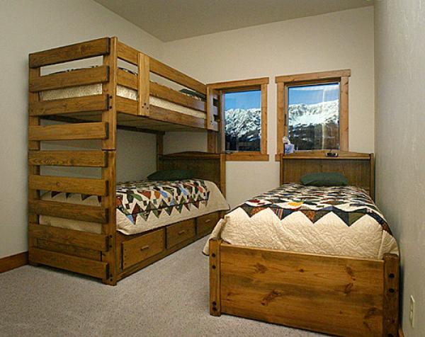 Downstairs Bedroom 